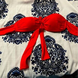 Strapless Bow Bikini Top 👙